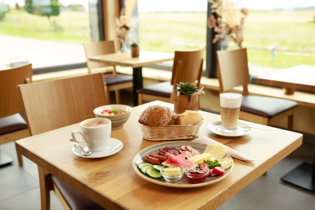 Straußenfarm Frühstück Cafe